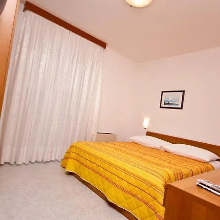 Hotel Carmen Krnica