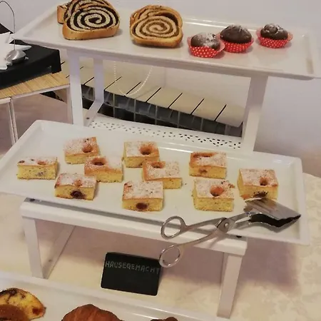 Carmen ホテル クルニカ