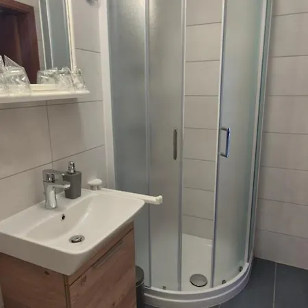 Carmen Hotell Krnica